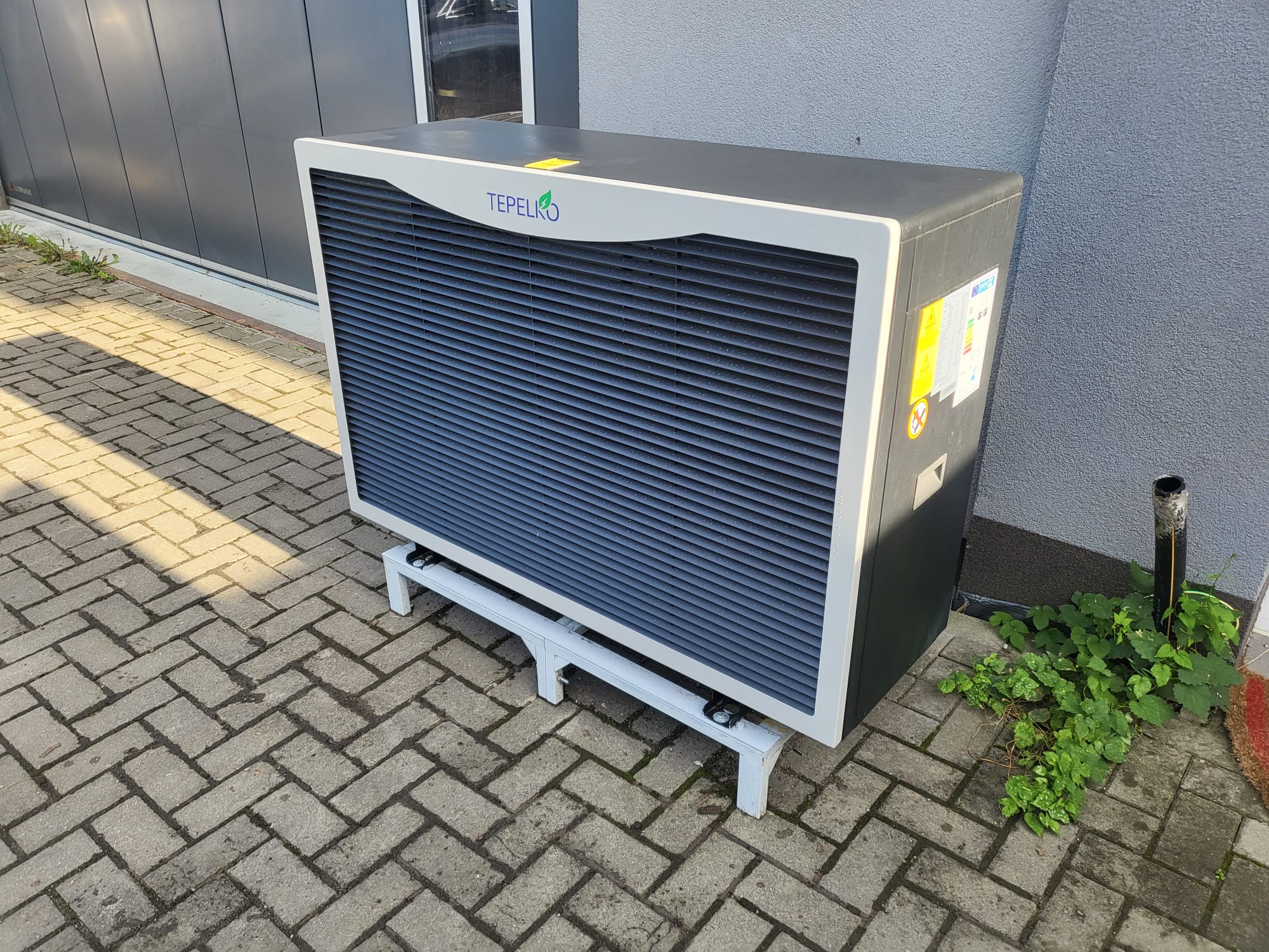 12 kW